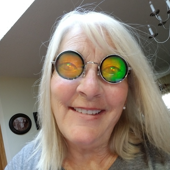 Meet your Posher, Therese - Picture 3 of 8